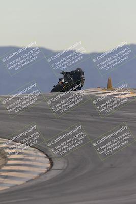 media/Sep-21-2025-Race Pace (Sun) [[98bf33ef95]]/Non Verified/1-Turns 9 and 10 (8am)/